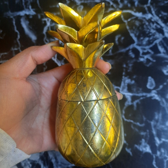 Decorative Brass Pineapple Container/Box - Picture 5 of 7